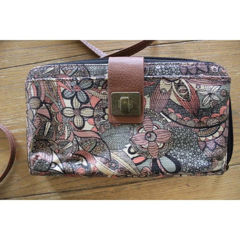 Sakroots Artist Circle Smartphone Crossbody Bag Preowned - Picture 5 of 6